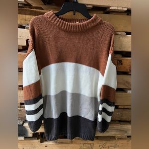 William B woven sweater ! Soft , over sized , small